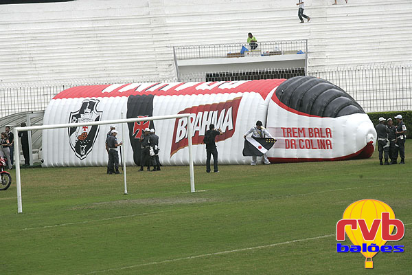 Túnel Trem Bala Inflável
