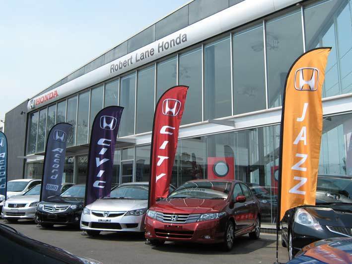 Dicas de Ações promocionais para PDV-wind-banner-honda