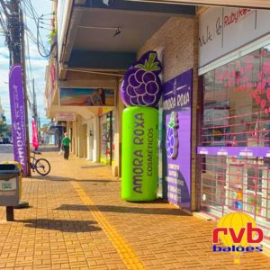 Atraia-mais-clientes-para-sua-loja-totem-amora-roxa