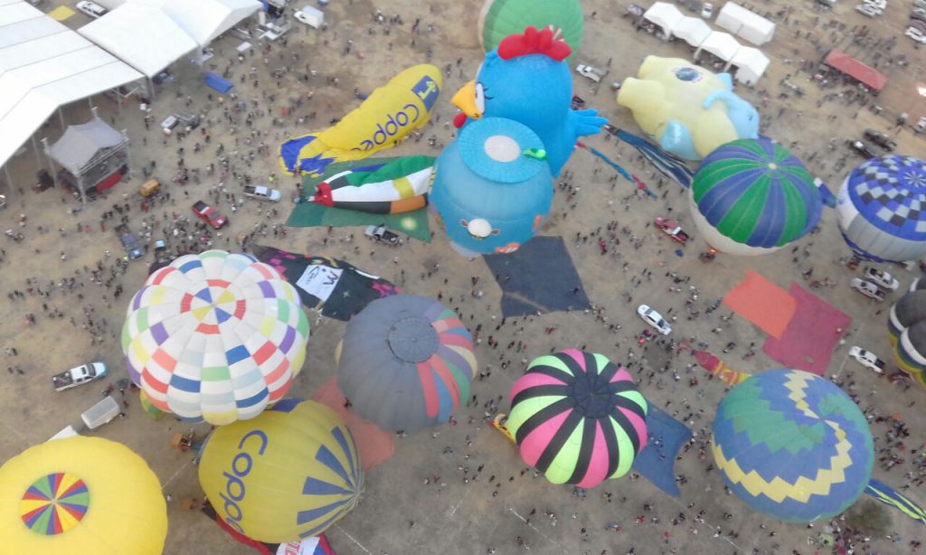 Balões fabricados pela RVB presentes em festival de balonismo no México