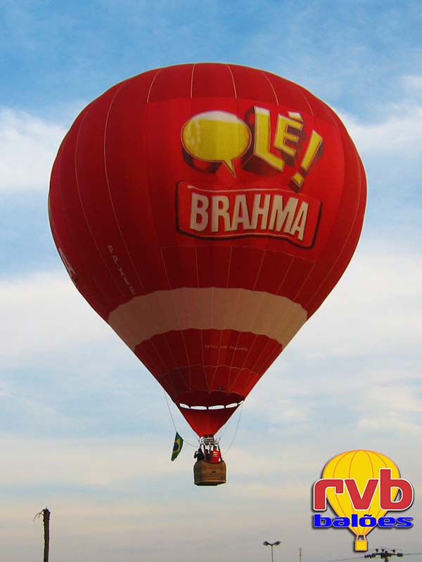 Diferencas entre Balao de Ar Quente e Balao Promocional Brahma