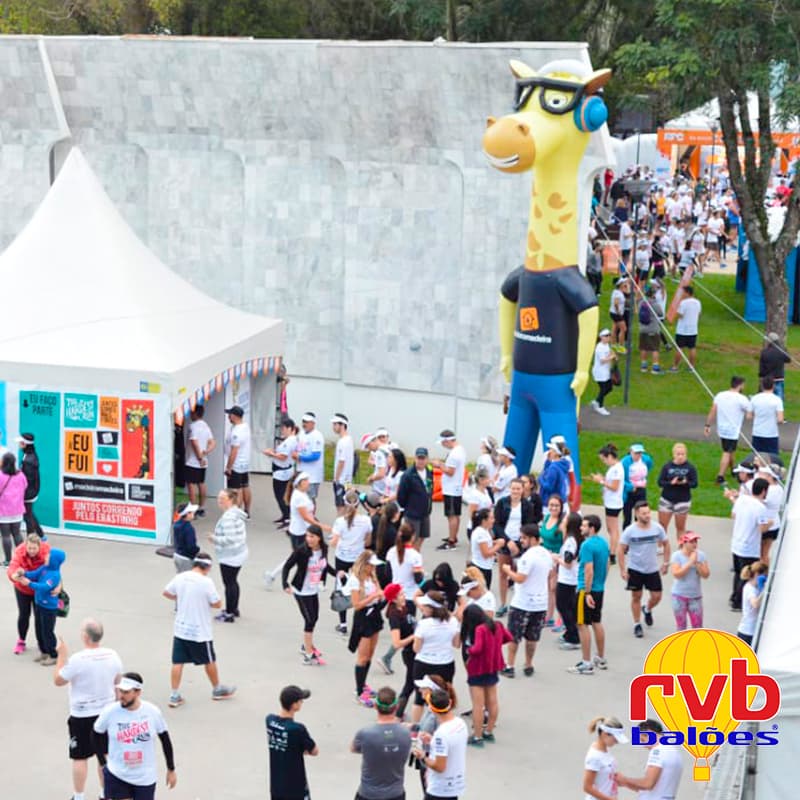 inflavel promocional para eventos ao ar livre Madeira Madeira