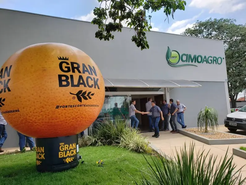 Inflável presonalizado para marca de fertilizantes