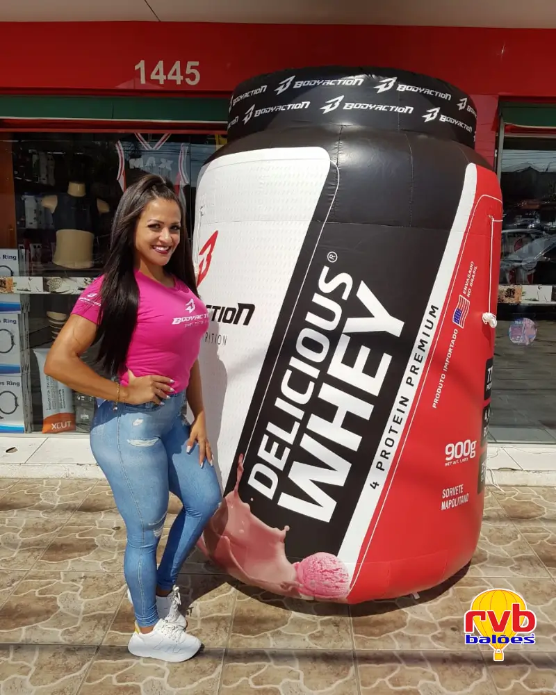 Whey em frente a loja - suplemento