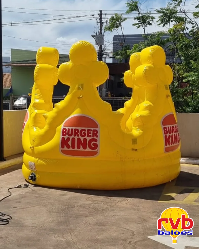 Re Plica Inflavel [burger King] [coroa Inflavel] [fast Food]