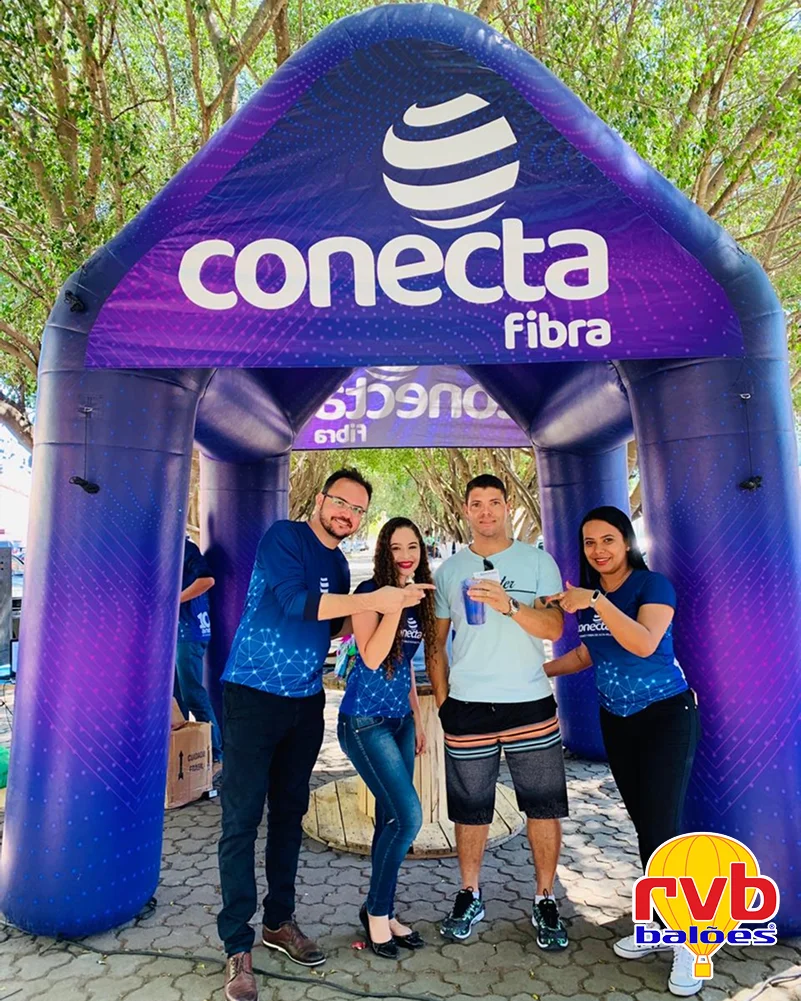Tenda Inflavel [conecta Fibra] [internet Fibra Optica] [telecomunicacoes] A Imagem Mostra Um Tenda I