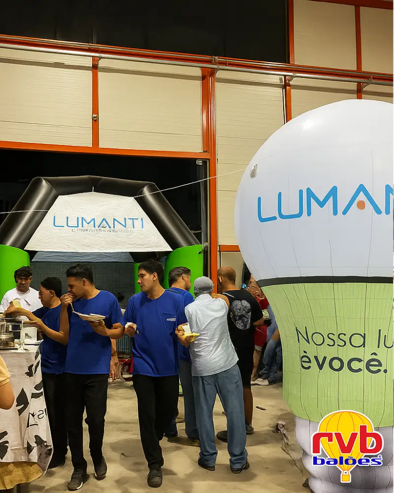 balao-lampada-lumanti-em-evento-interno-webp