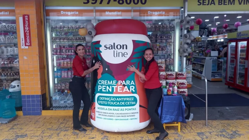 Pote de Creme de Cabelo Inflável no ponto de venda - Salon Line